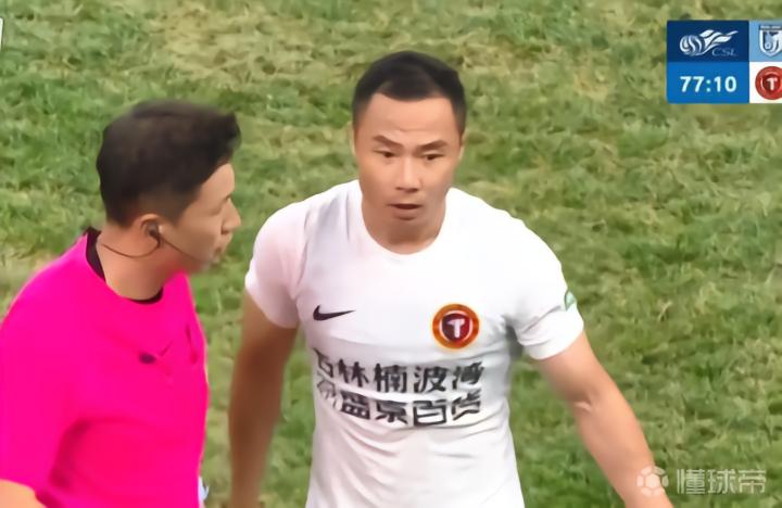潘喜明因累积四张黄牌停赛,将缺席对阵新鹏城的比赛